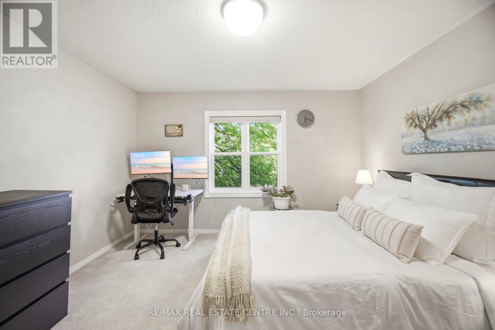 #10B 5865 DALEBROOK CRESCENT - 26
