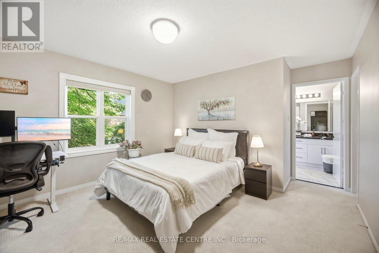 #10B 5865 DALEBROOK CRESCENT - 29
