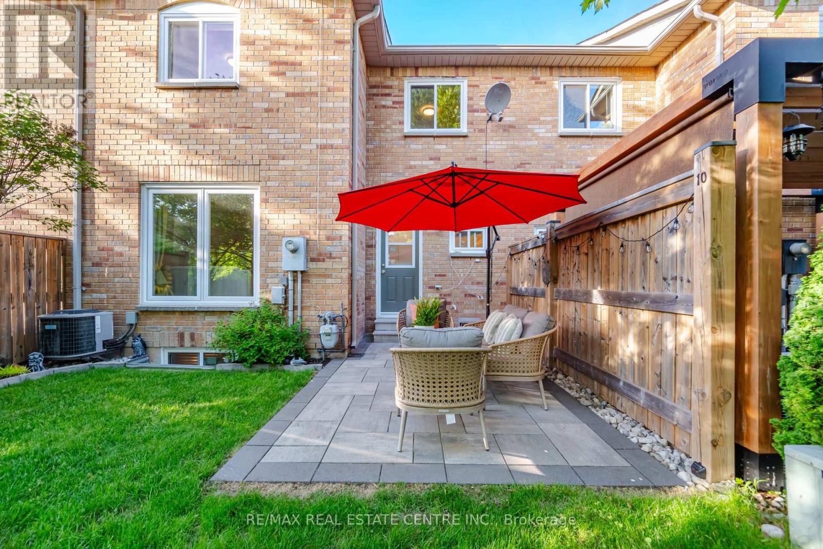 #10B 5865 DALEBROOK CRESCENT - 46
