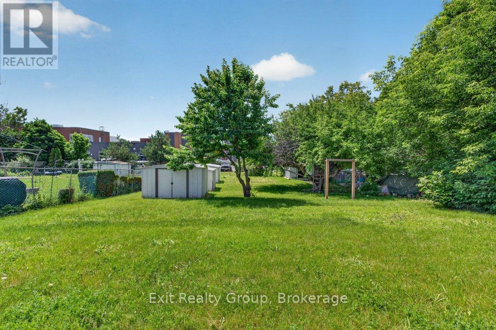 244 WELLER AVENUE - 29