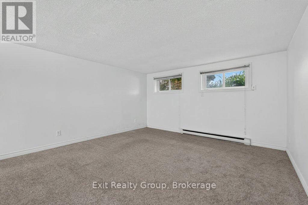 244 WELLER AVENUE - 23