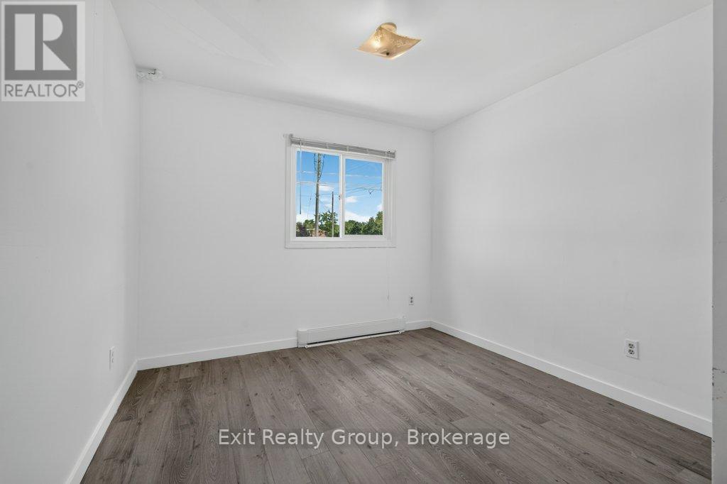 244 WELLER AVENUE - 16
