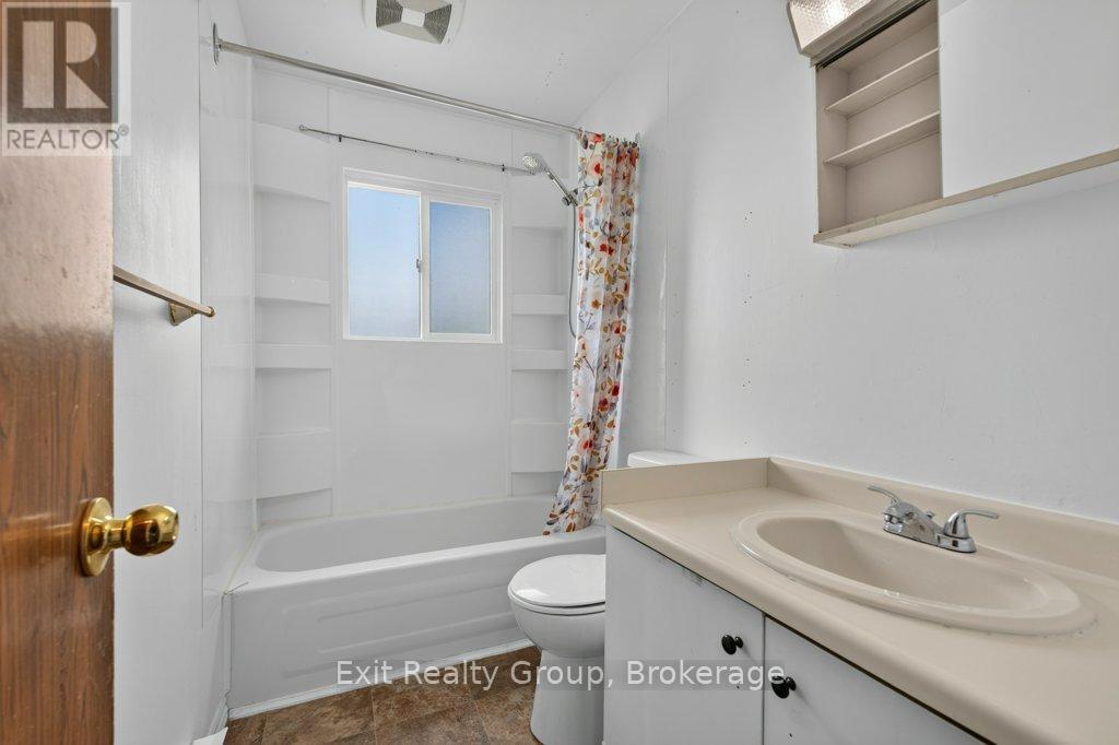 244 WELLER AVENUE - 19