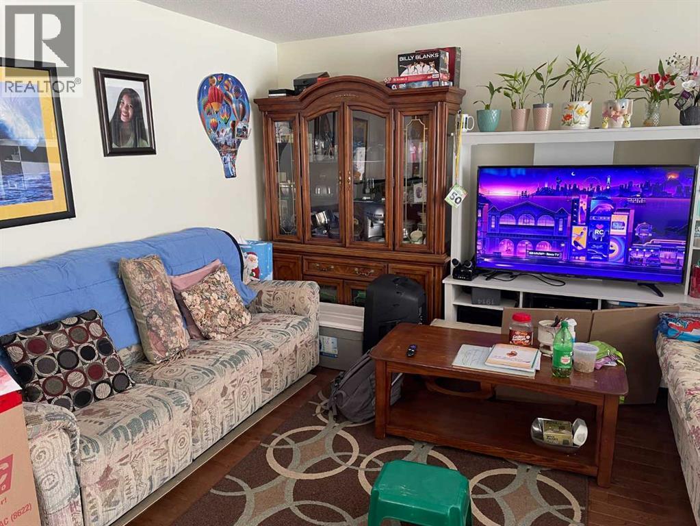 10416 116 Street - 5