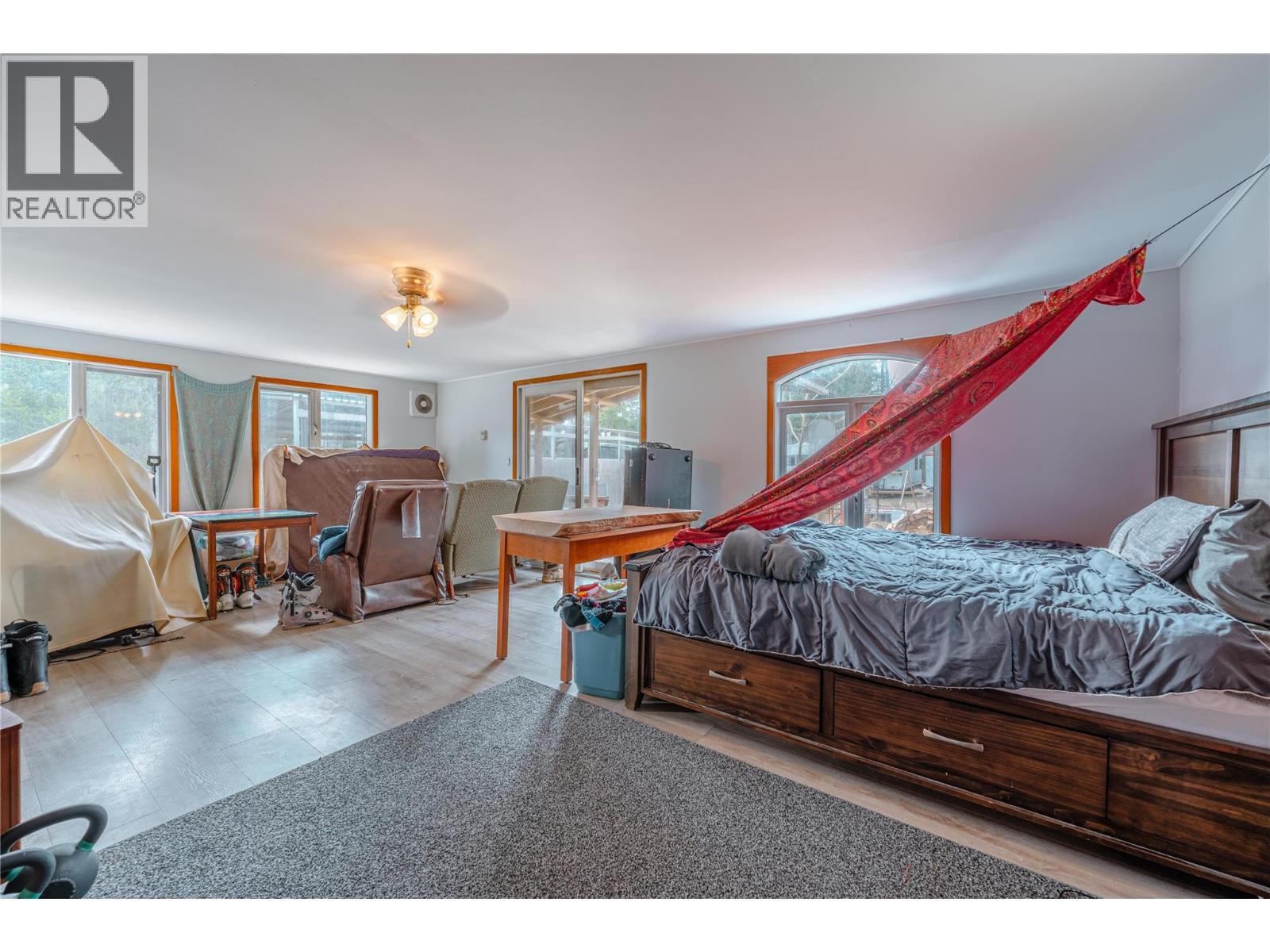 1657 Illinisky Road - 24