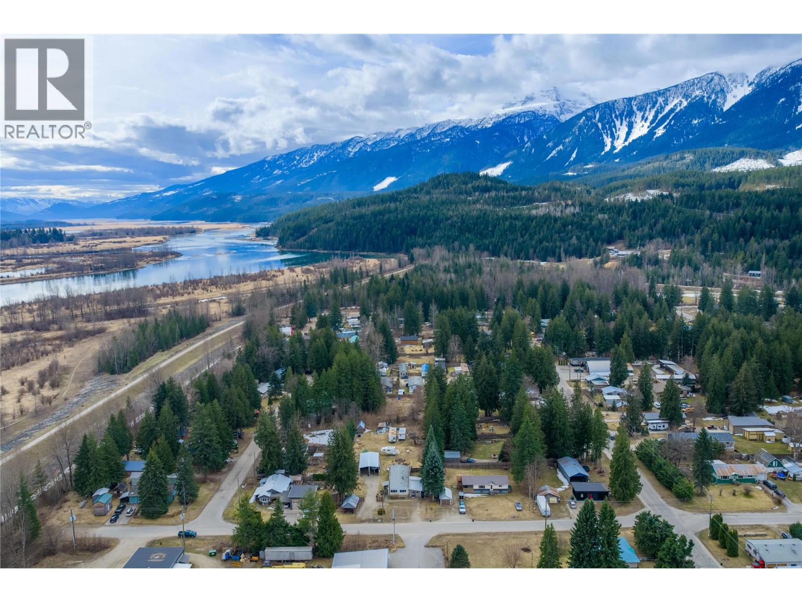1657 Illinisky Road - 30