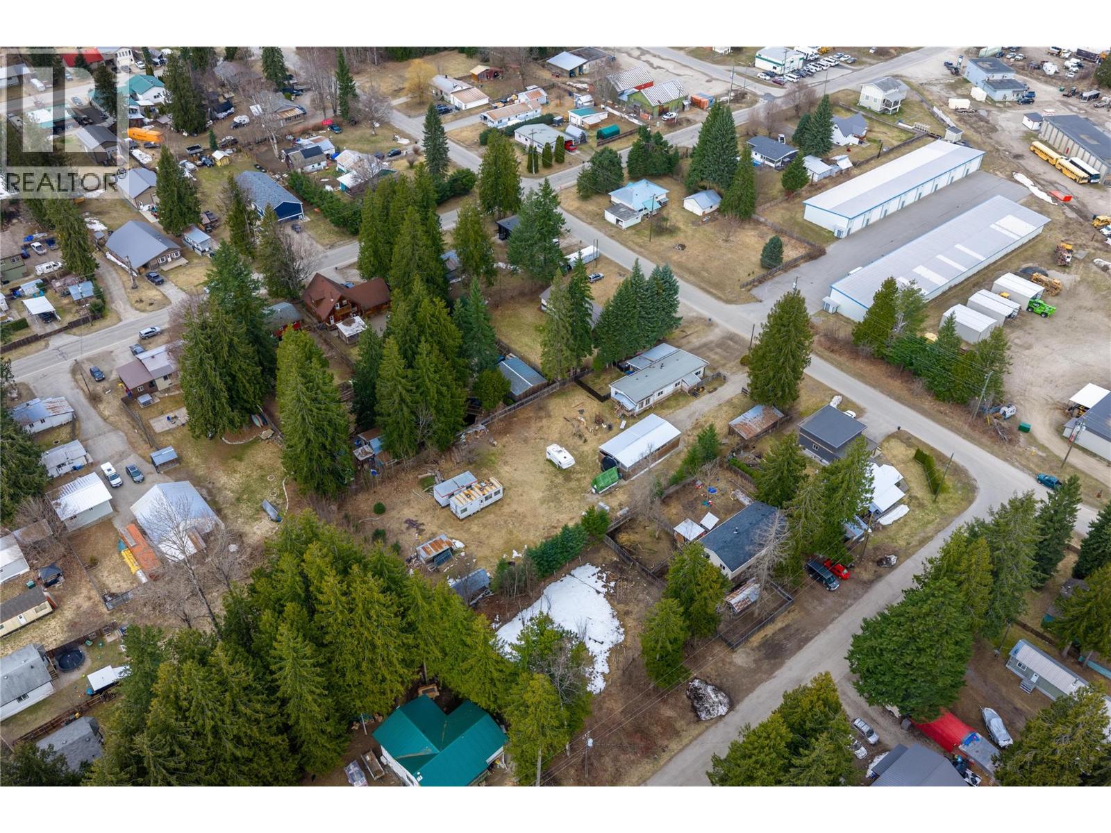 1657 Illinisky Road - 31