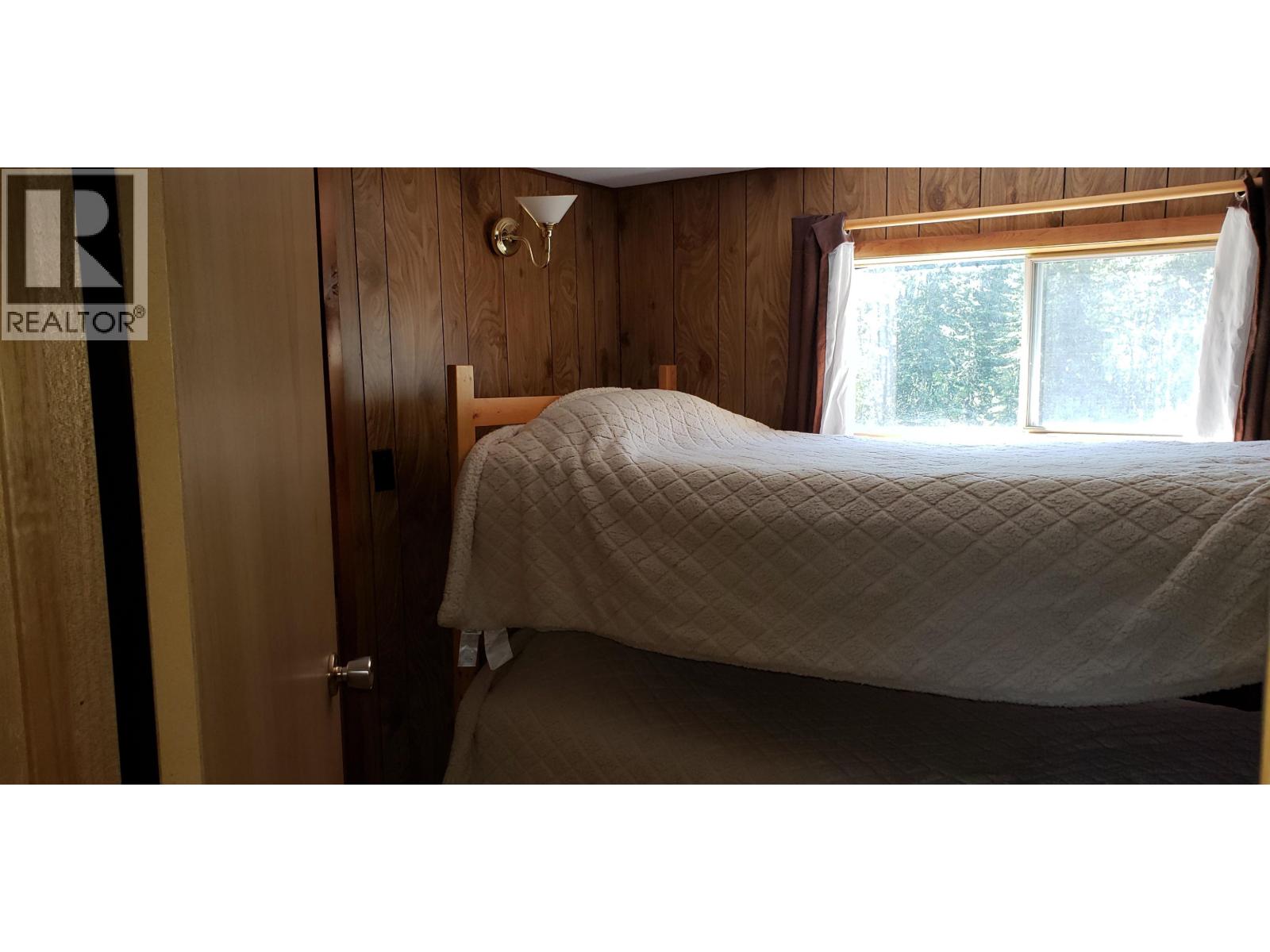 5889 MAHOOD LAKE ROAD - 28