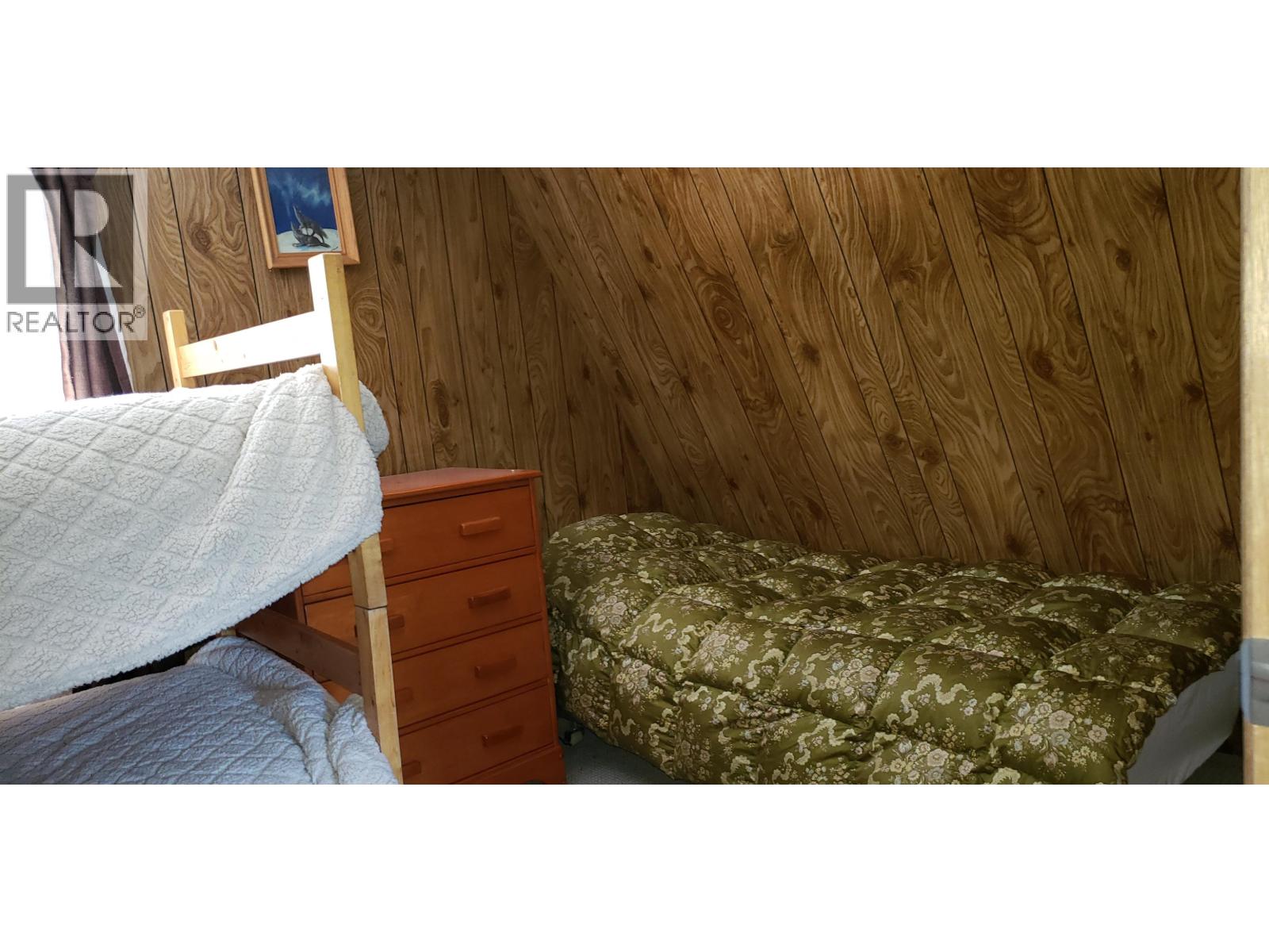 5889 MAHOOD LAKE ROAD - 26