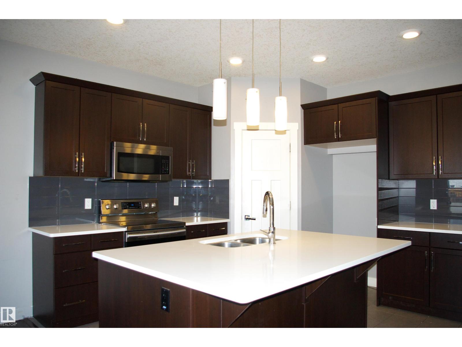 17615 77 ST NW - photo 5