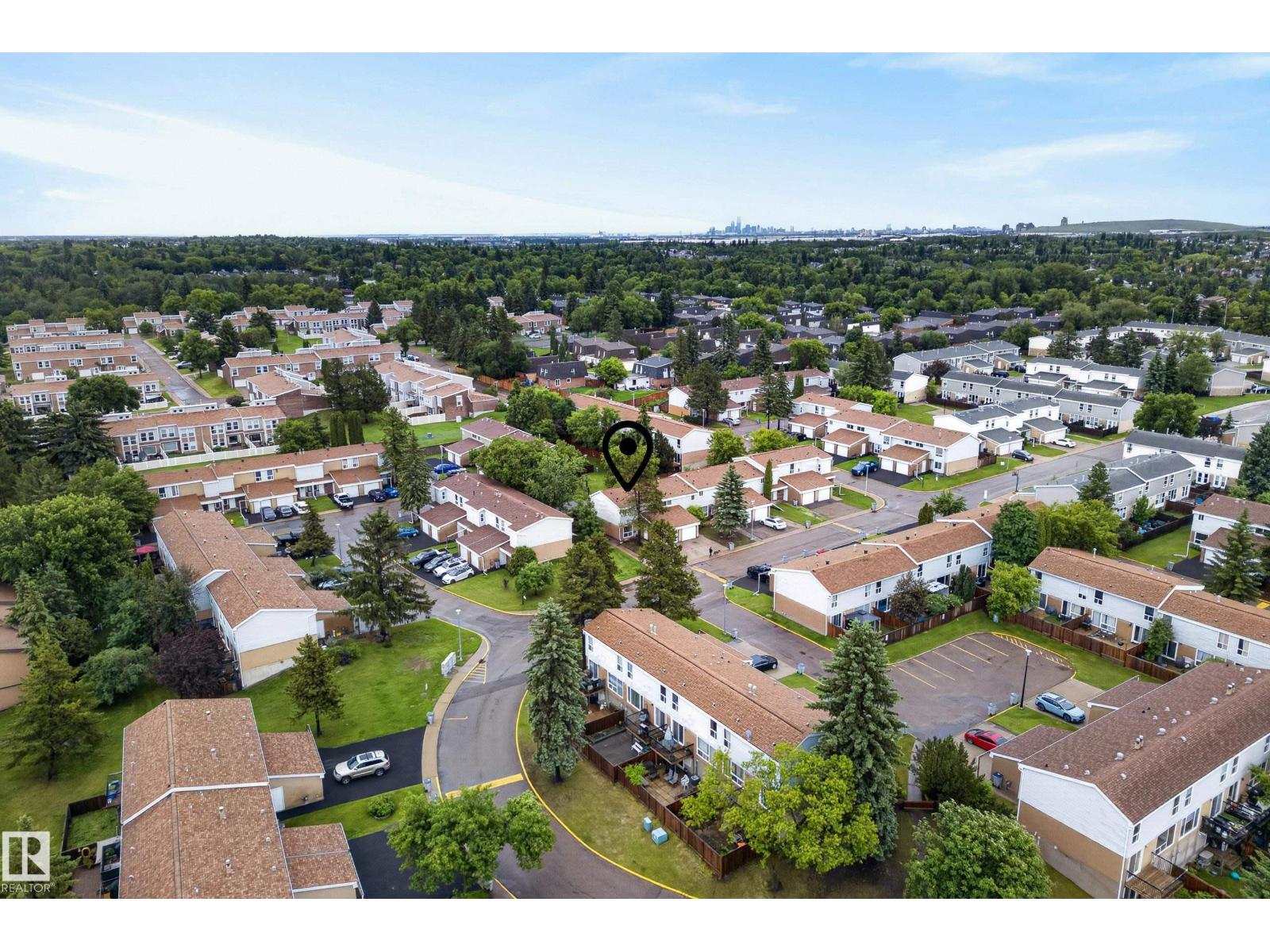 220 Grandin Village - photo 4