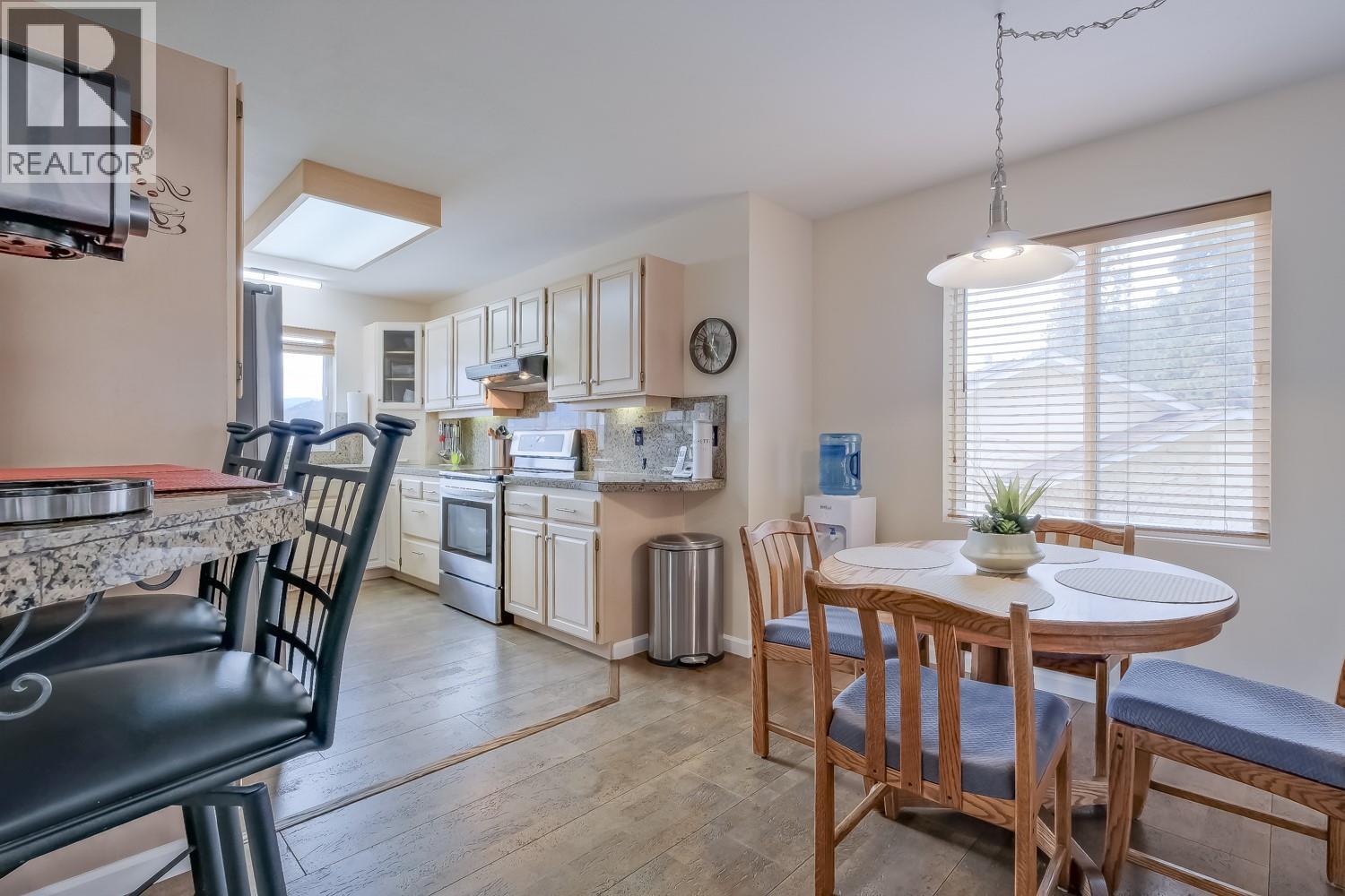 1802 Edgehill Court - 6