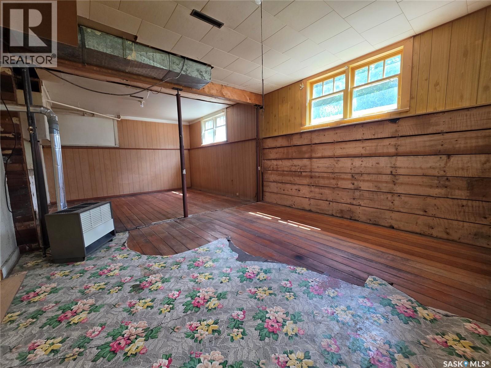 89 8th AVENUE NE - 21