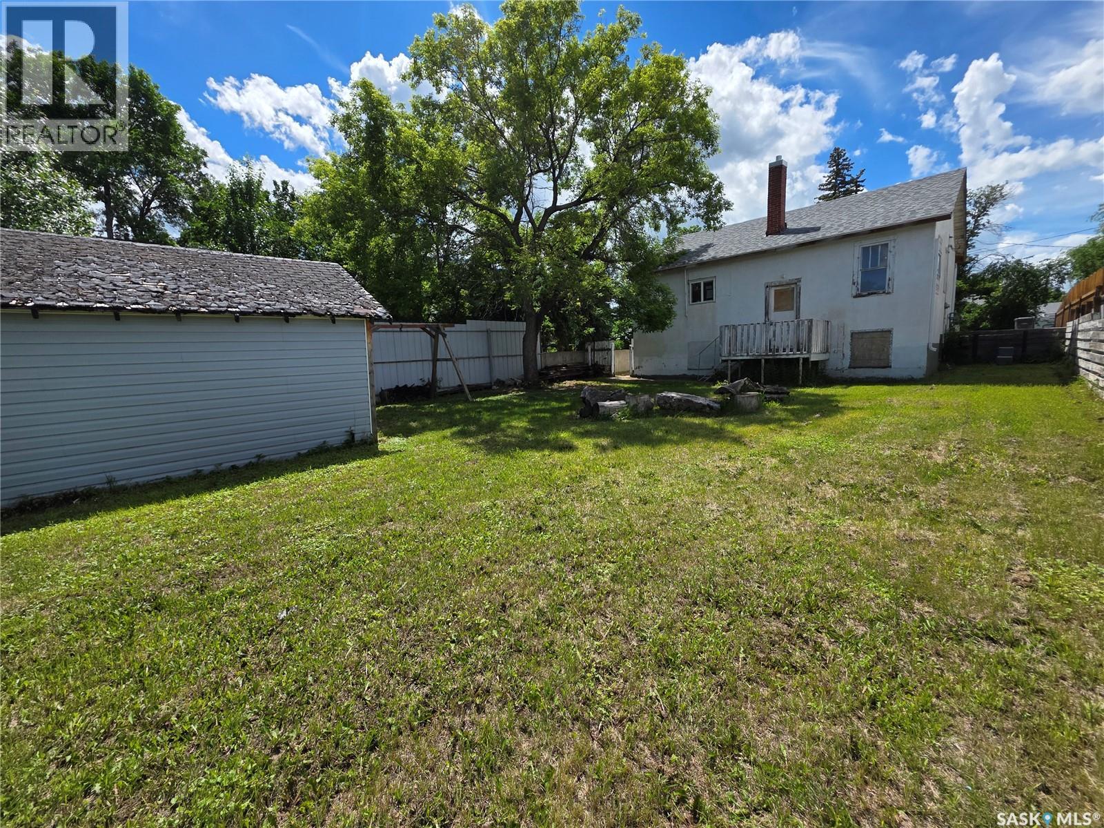 89 8th AVENUE NE - 24