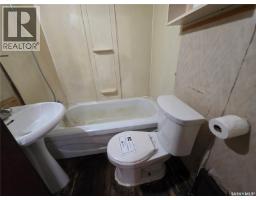 89 8th Avenue Ne, Swift Current, SK S9H2P2 Photo 10