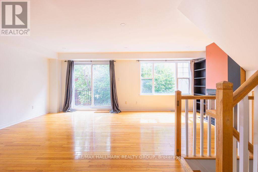 3 Bed, 3 Bath House for Rent in Ottawa – 257 MART CIRCLE, Ottawa – MLS# X13491956 - Image 10
