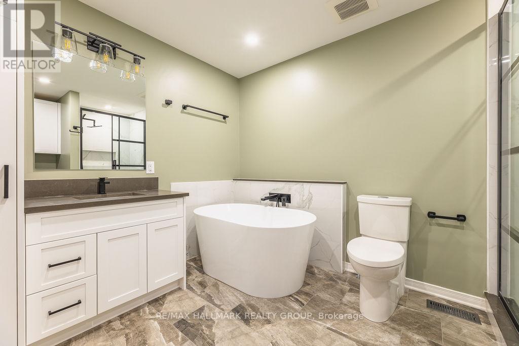 3 Bed, 3 Bath House for Rent in Ottawa – 257 MART CIRCLE, Ottawa – MLS# X13491956 - Image 23