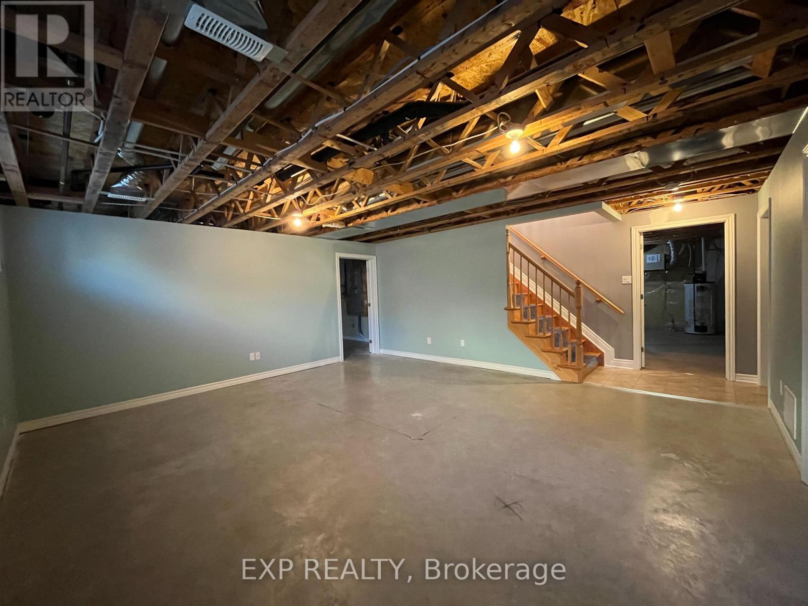 28 SETTLEMENT LANE - 16