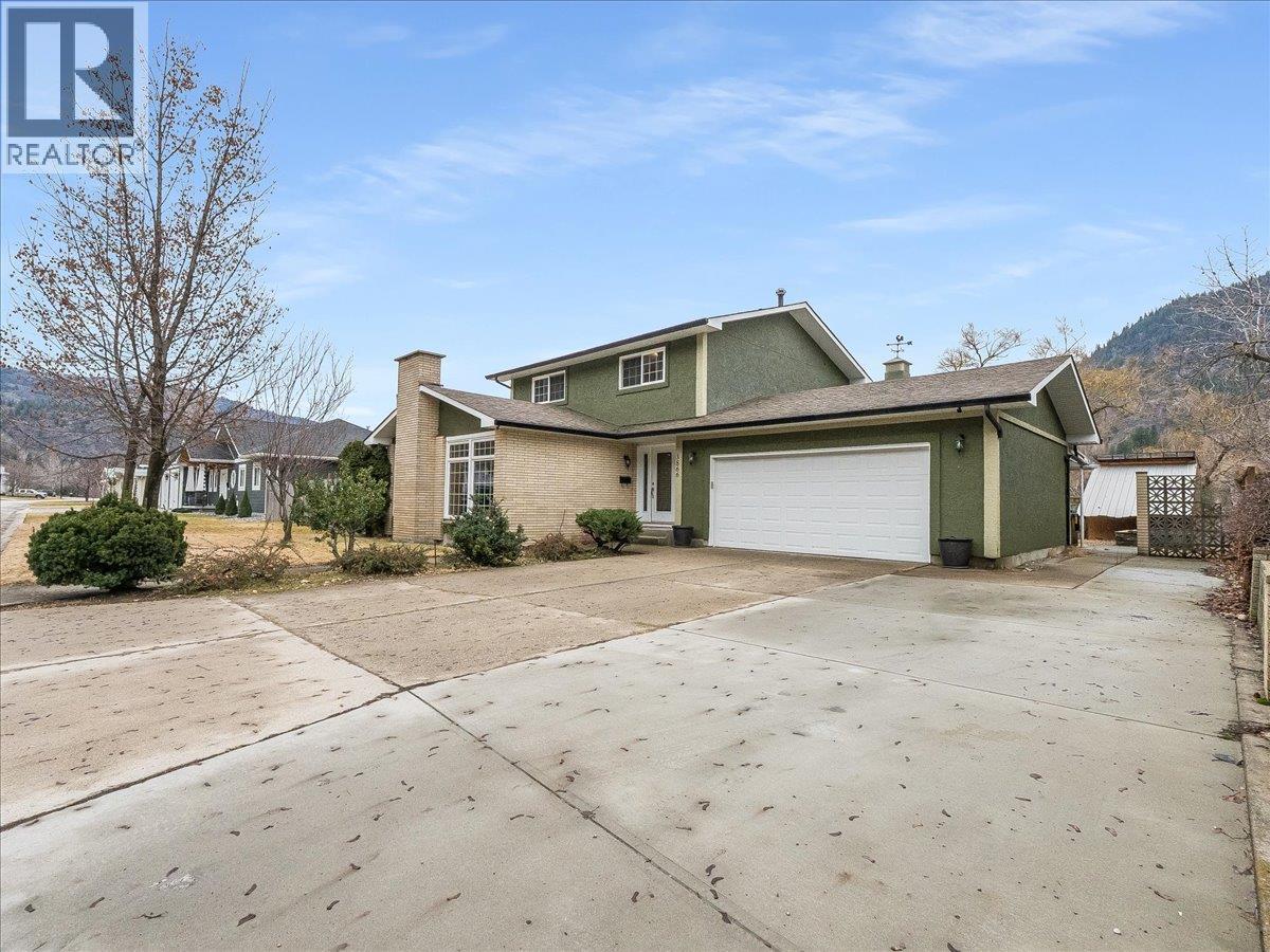 3866 CARNATION Drive - 1