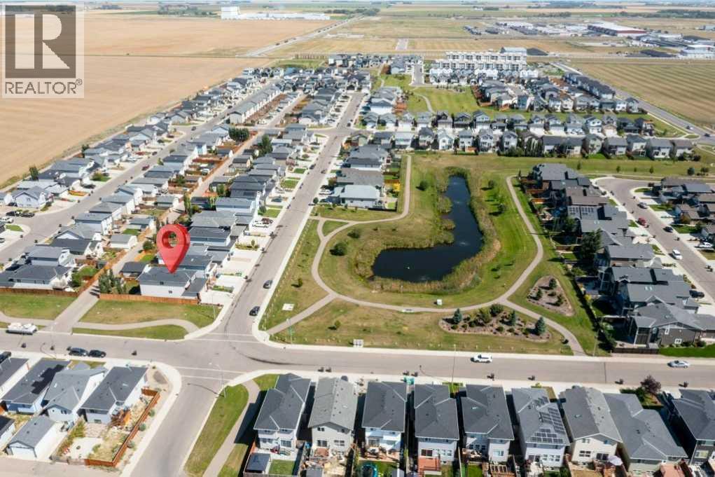7 Greywolf Road N - 4
