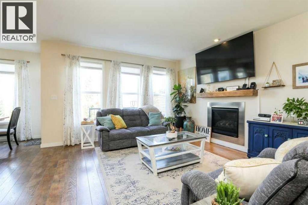 7 Greywolf Road N - 7