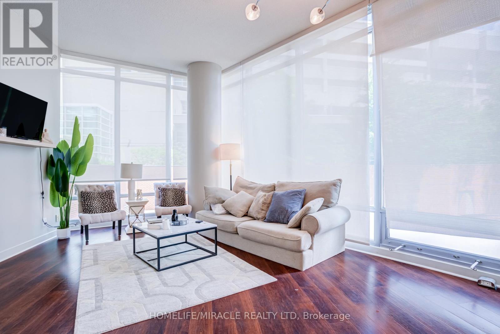 #201 81 NAVY WHARF COURT - 20