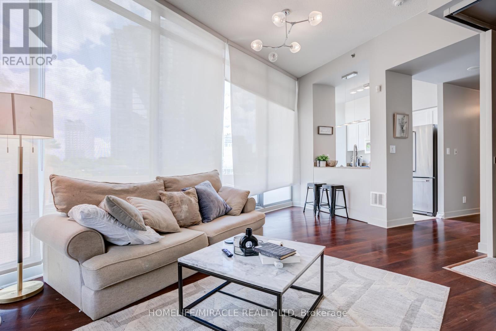 #201 81 NAVY WHARF COURT - 22