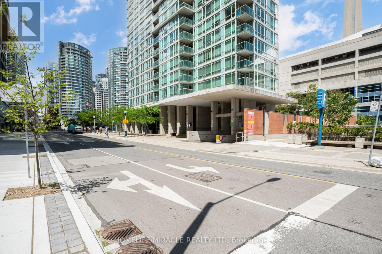 #201 81 NAVY WHARF COURT - 6