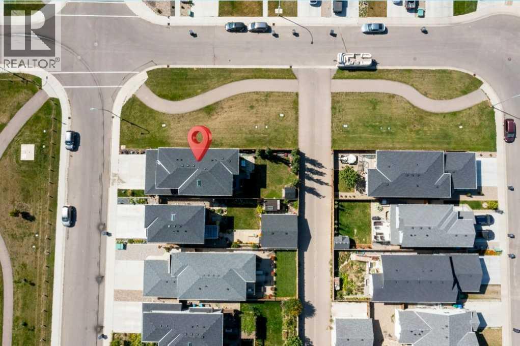 7 Greywolf Road N - 40