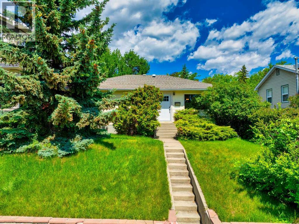 2308 9 Avenue NW - photo 2