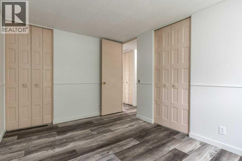 445 40 Street NE — photo 14