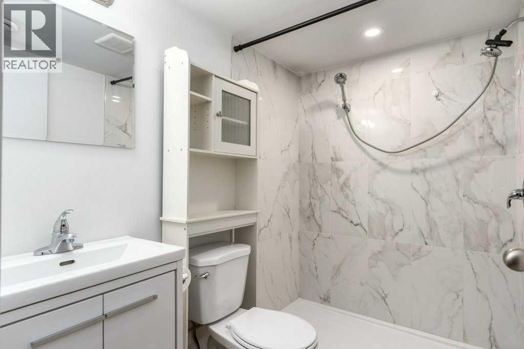 445 40 Street NE — photo 27