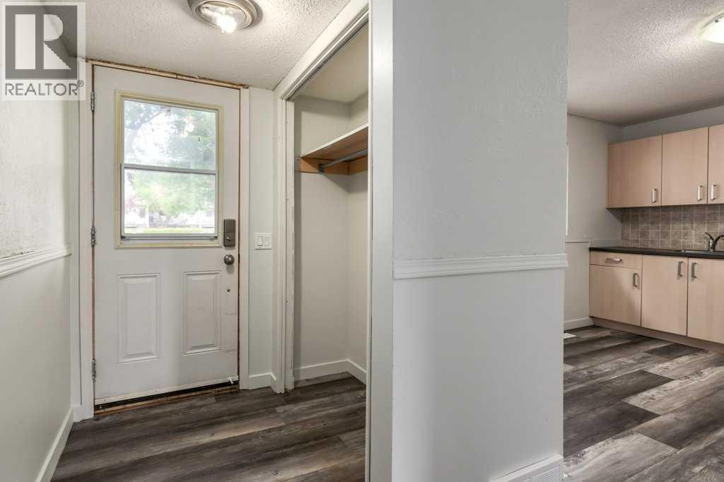 445 40 Street NE — photo 7