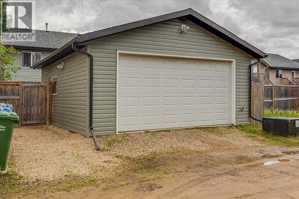 348 Lancaster Drive — photo 46