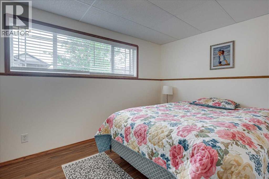 348 Lancaster Drive — photo 36