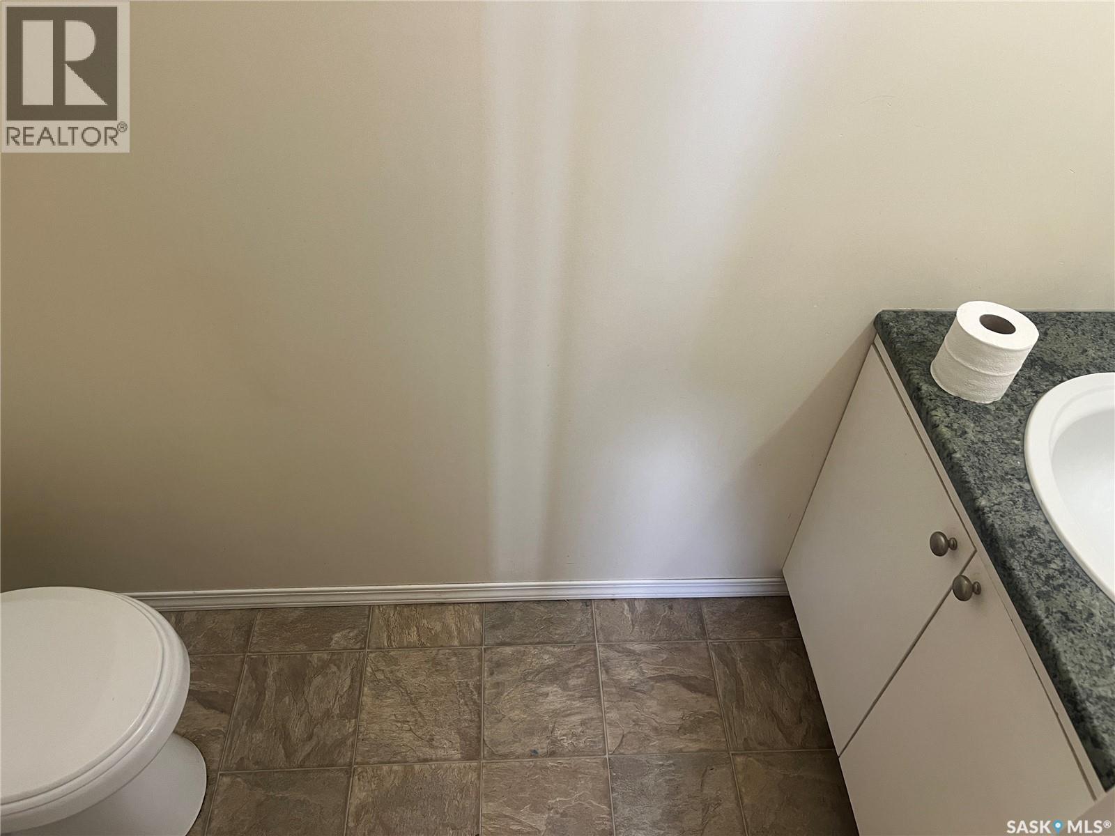 100 1st AVENUE SW - 18