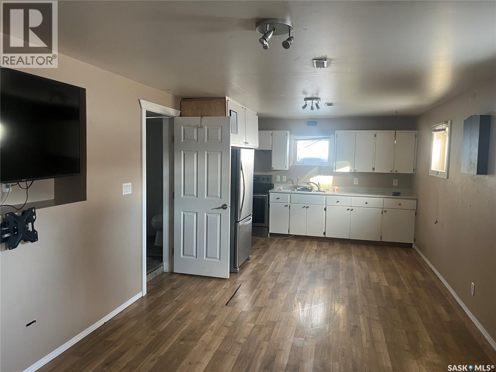 100 1st AVENUE SW - 24