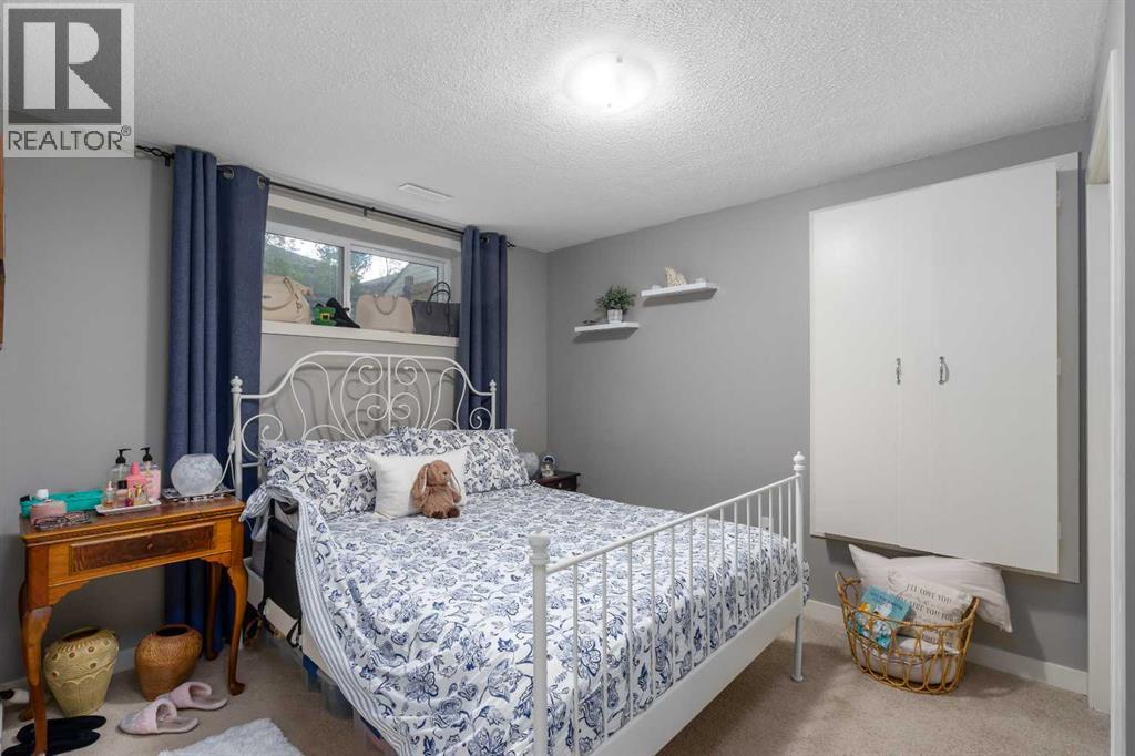 2067 Luxstone Boulevard SW — photo 28