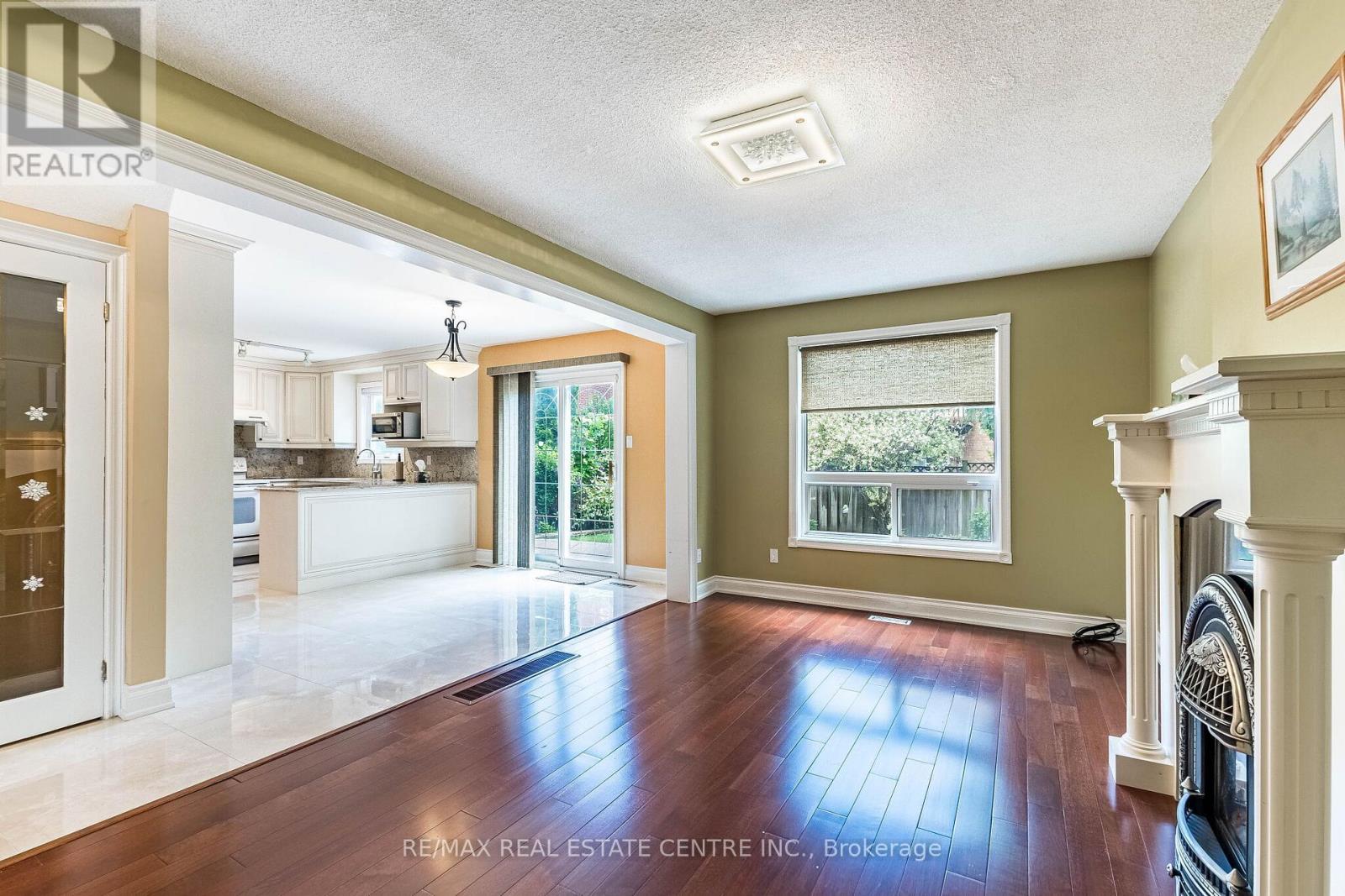 6439 OSPREY BOULEVARD - 14