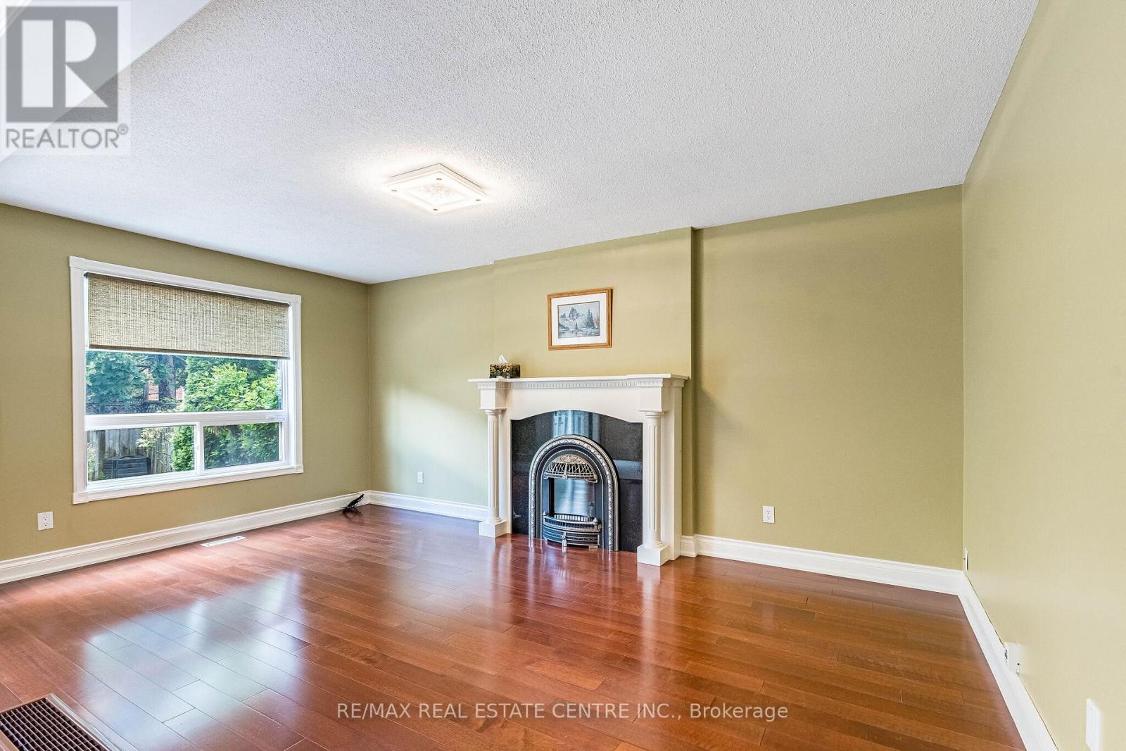 6439 OSPREY BOULEVARD - 12