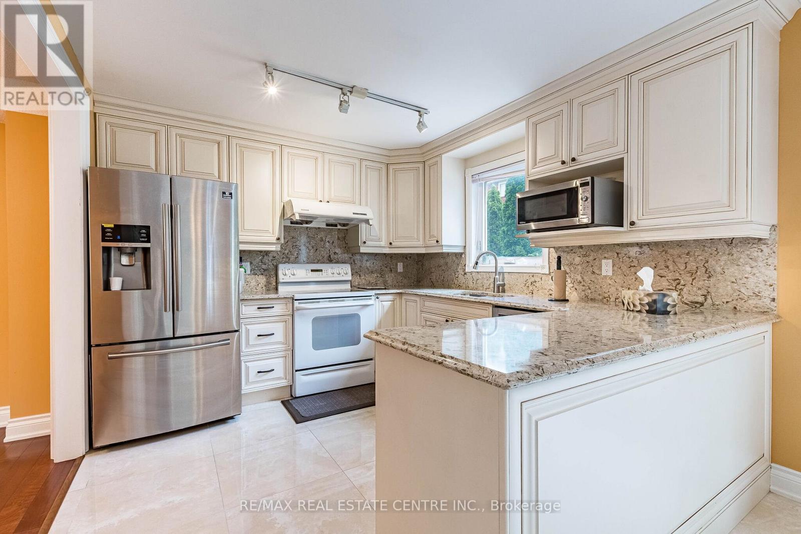 6439 OSPREY BOULEVARD - 17