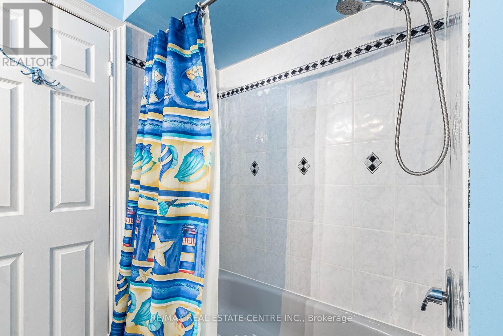 6439 OSPREY BOULEVARD - 38
