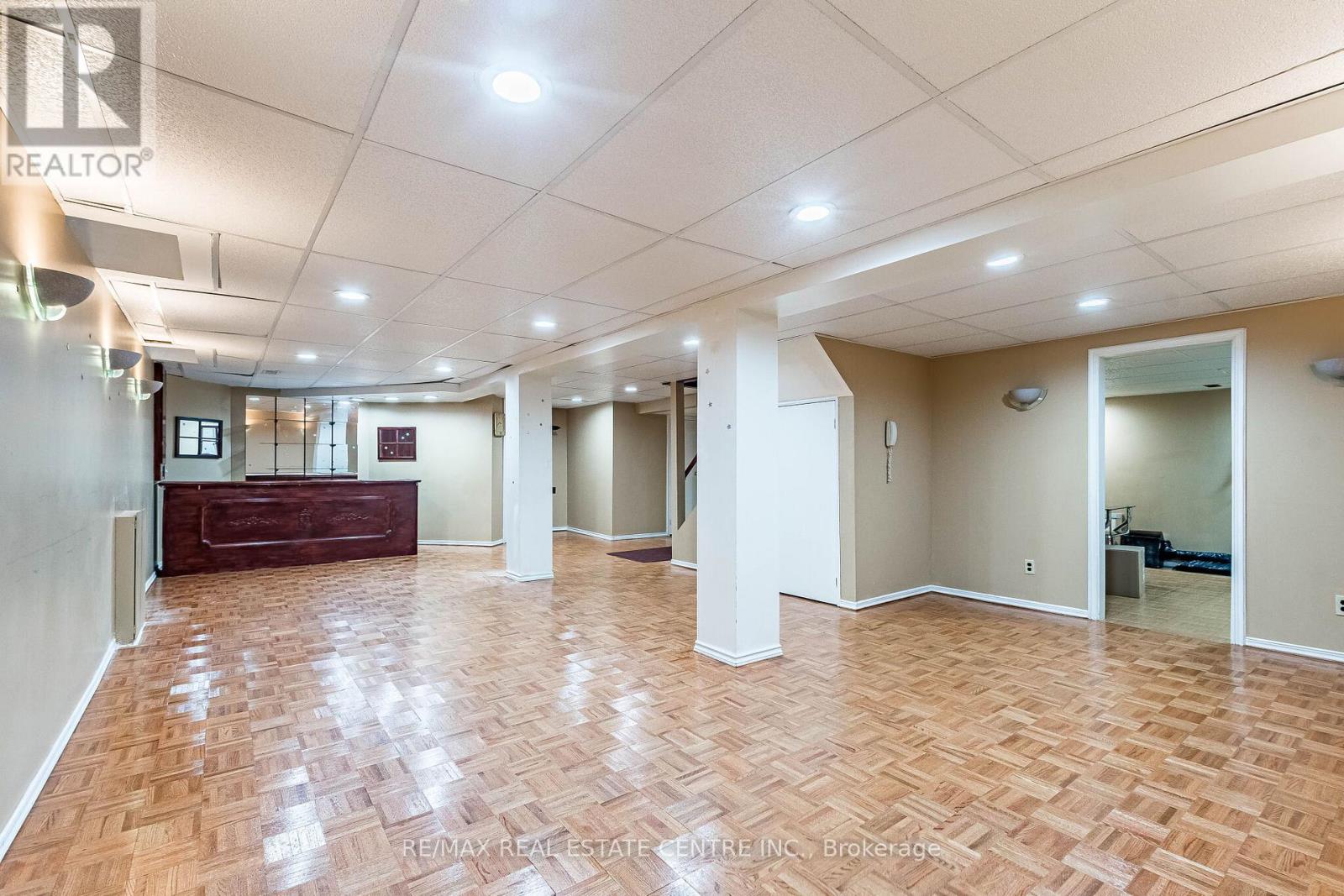 6439 OSPREY BOULEVARD - 44