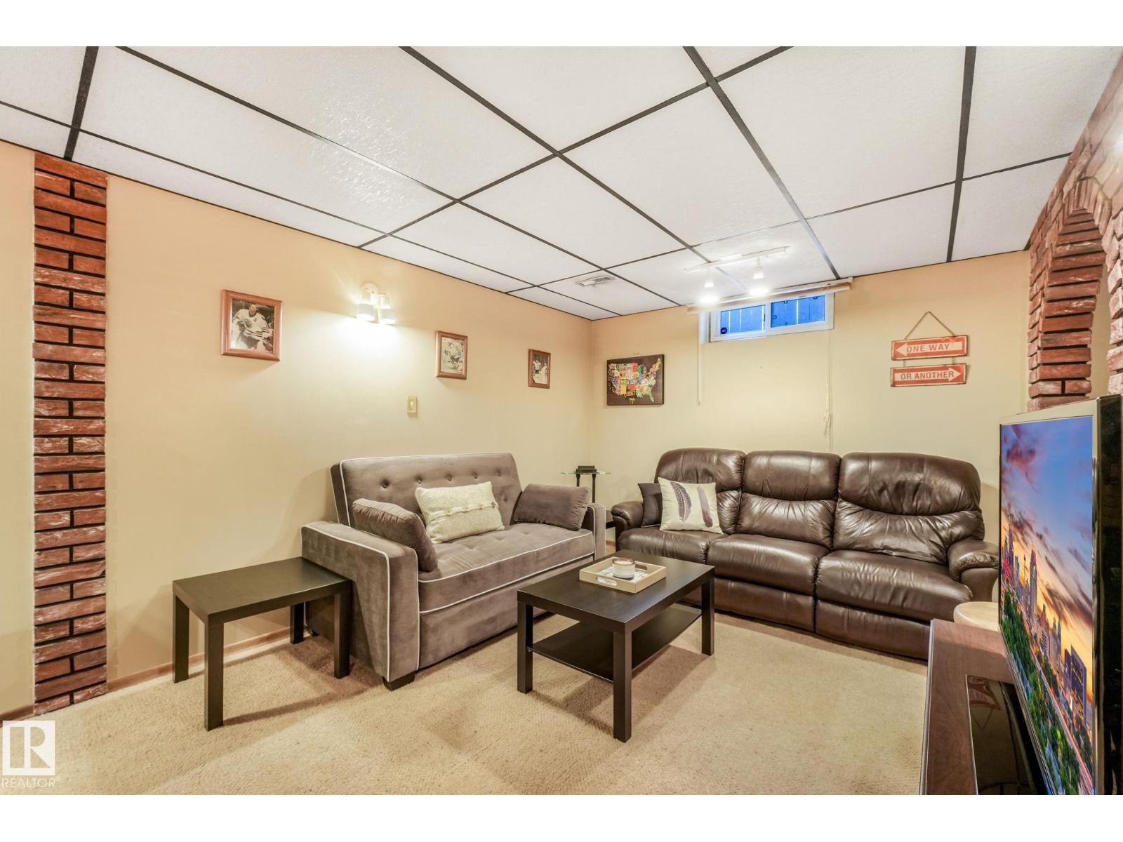 17237 104 ST NW — photo 43
