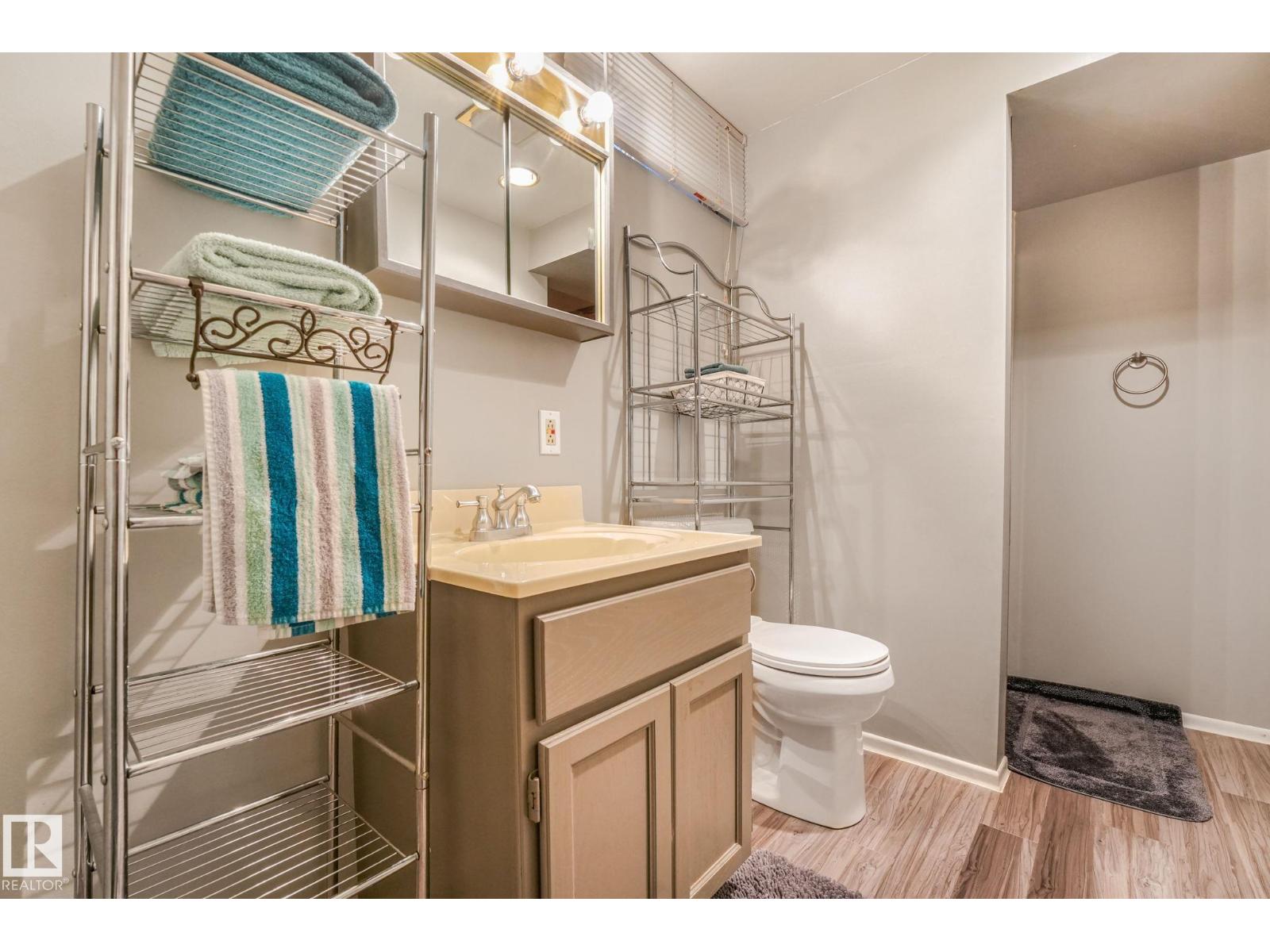 17237 104 ST NW — photo 54