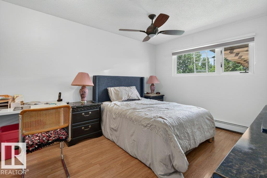 6916 92A AV NW - 11