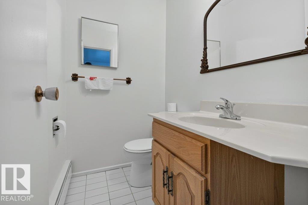 6916 92A AV NW - 12