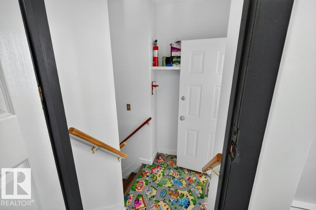 6916 92A AV NW - 14