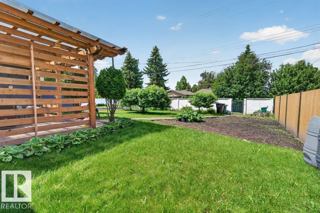 6916 92A AV NW - 24