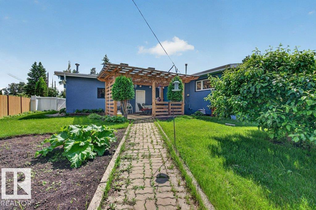 6916 92A AV NW - 25